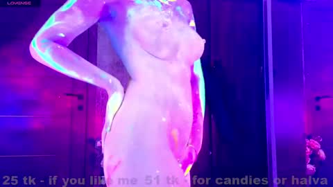 Snapshot of coy_girl_ chatting on February 17, 2025, 6:15 pm My name is Emma  - HELP COLLECT TOKENS FOR THE OPERATION FOR MY DAUGHTER online show from February 17, 2025, 6:15 pm