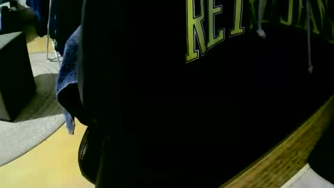 coyote017 online show from November 5, 2025, 6:52 pm