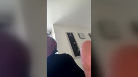 cpesibizionista online show from March 15, 2026, 4:13 pm