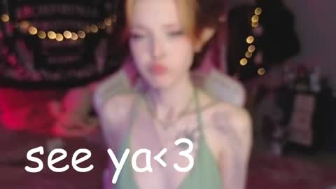 Tati online show from April 28, 2026, 2:27 am