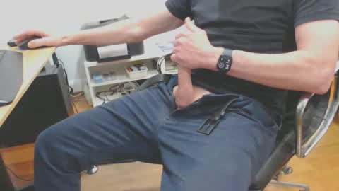 Snapshot of craigx chatting on November 16, 2025, 7:36 am Craig online show from November 16, 2025, 7:36 am