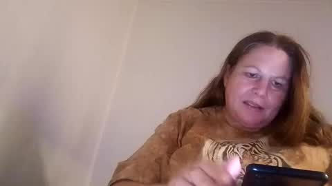 Crazy7red online show from October 10, 2025, 8:02 am