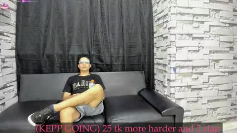 Snapshot of crazy_sex_cult chatting on October 9, 2025, 1:09 pm Crazy Sex Cult- Girl Thayler Age 18-  Boy Louis Age 20 online show from October 9, 2025, 1:09 pm