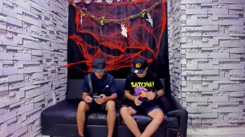 Snapshot of crazy_sex_cult chatting on October 22, 2025, 1:11 pm Crazy Sex Cult- Girl Thayler Age 18-  Boy Louis Age 20 online show from October 22, 2025, 1:11 pm