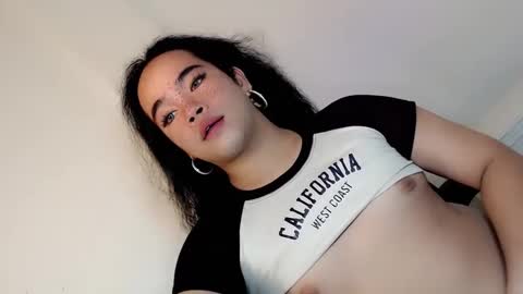 Snapshot of crazy_vixen chatting on January 4, 2025, 8:48 pm Hot Ayisha online show from January 4, 2025, 8:48 pm