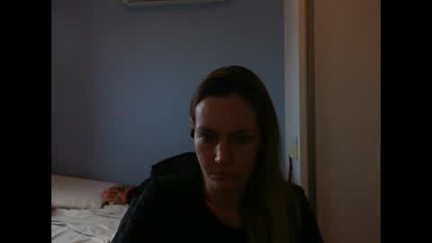 Anny online show from October 16, 2025, 10:49 am