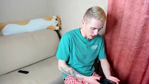 Alex online show from March 2, 2025, 4:10 pm