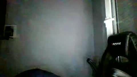 crazyboy44412345 online show from May 31, 2026, 10:22 pm