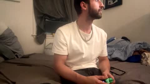 crazydill28 online show from April 19, 2026, 5:01 pm