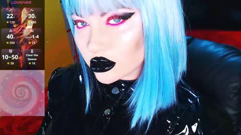Roxy online show from May 3, 2026, 2:45 pm