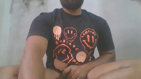 crazzy_booy online show from December 2, 2025, 3:56 am