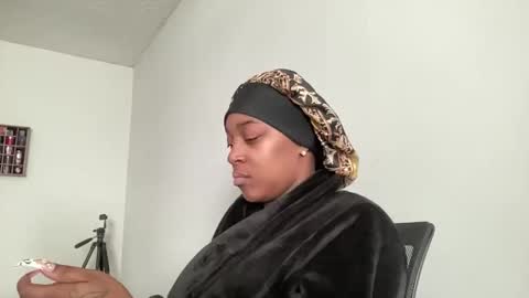 PHANTOMTARGARYENXXX online show from December 15, 2025, 6:45 pm