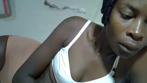 creamy_pussie online show from April 9, 2026, 6:41 am