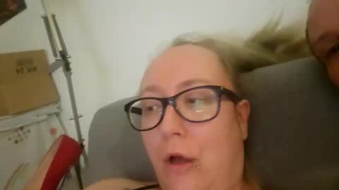 Snapshot of creamybiscuits12 chatting on March 15, 2026, 8:59 pm creamybiscuits12 online show from March 15, 2026, 8:59 pm