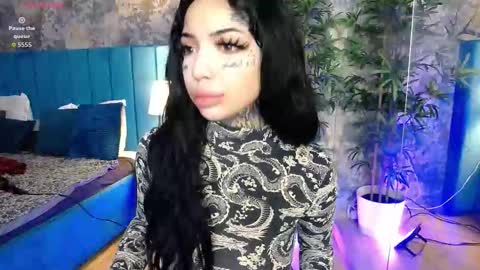 Snapshot of creamyinkk chatting on February 10, 2026, 7:23 am Sophie online show from February 10, 2026, 7:23 am