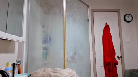 The hopeless romantic online show from December 12, 2024, 7:52 am