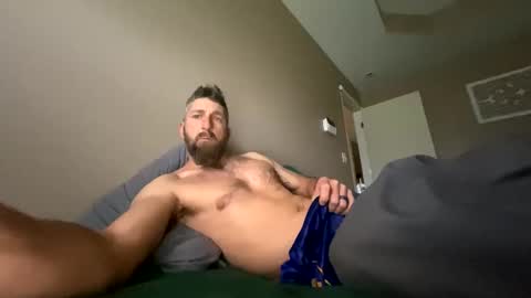 Creeksidecouple online show from April 10, 2026, 2:33 pm