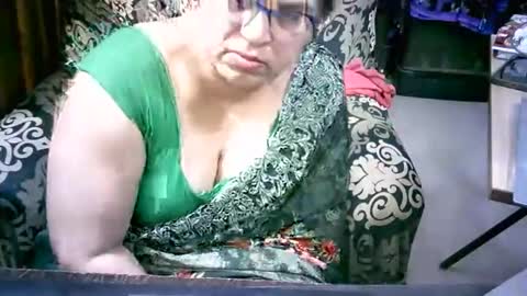 Sonika69 online show from April 17, 2026, 11:52 pm