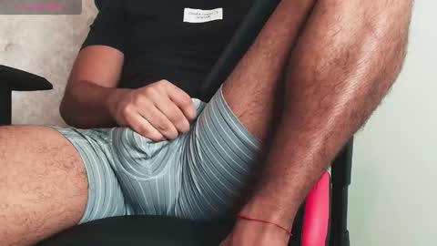 crh58_ online show from April 30, 2026, 12:17 am