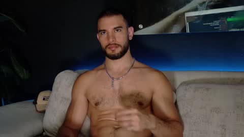 CRHISTIAN online show from November 1, 2025, 3:47 pm