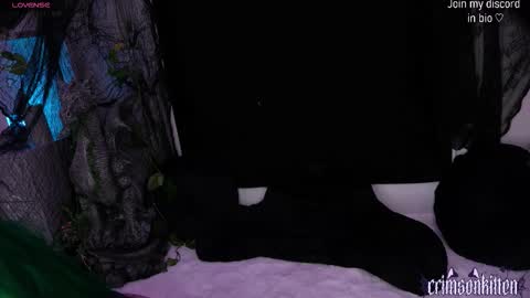 Crimson Kitten online show from October 16, 2025, 4:35 am