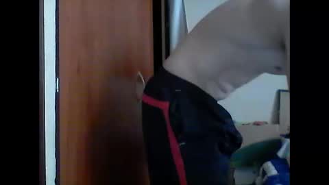 Snapshot of cris2428 chatting on December 7, 2024, 9:00 pm cris2428 online show from December 7, 2024, 9:00 pm