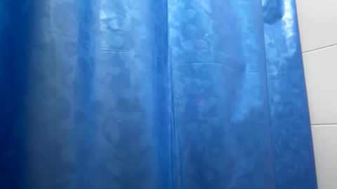 Snapshot of cris2428 chatting on February 9, 2025, 5:50 am cris2428 online show from February 9, 2025, 5:50 am