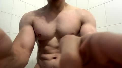 Snapshot of cris2428 chatting on February 13, 2025, 3:39 am cris2428 online show from February 13, 2025, 3:39 am