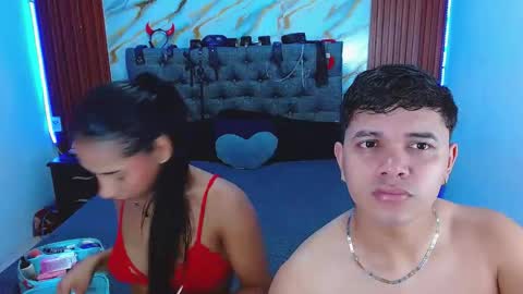 CRISANDMERY online show from February 17, 2026, 4:20 am