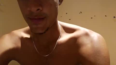 Snapshot of crishot1125 chatting on October 24, 2025, 1:57 am crishot1125 online show from October 24, 2025, 1:57 am