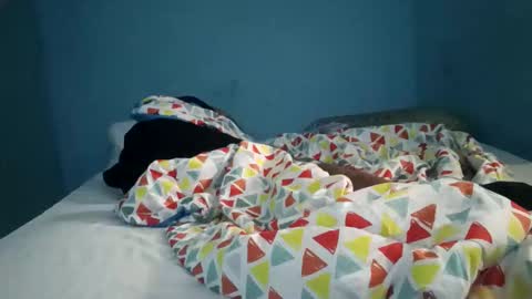 Snapshot of crishot1125 chatting on February 3, 2026, 12:21 pm crishot1125 online show from February 3, 2026, 12:21 pm