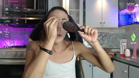 Cristina Onazis online show from May 7, 2026, 7:08 pm