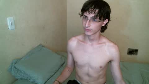 Snapshot of criss_420 chatting on September 24, 2025, 3:37 pm criss_420 online show from September 24, 2025, 3:37 pm