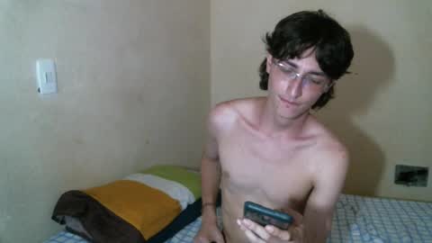 Snapshot of criss_420 chatting on October 3, 2025, 9:34 pm criss_420 online show from October 3, 2025, 9:34 pm