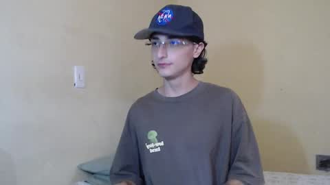 Snapshot of criss_420 chatting on October 9, 2025, 4:05 pm criss_420 online show from October 9, 2025, 4:05 pm