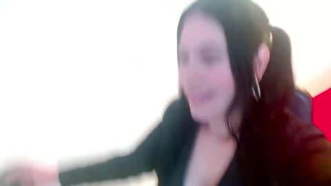 cristal1609 online show from October 1, 2025, 1:39 pm