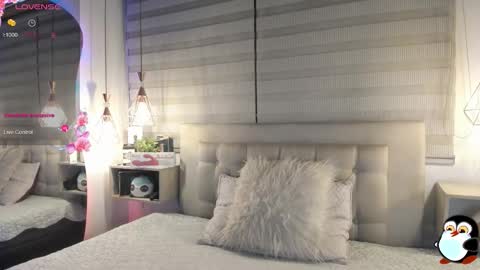 Cristal online show from January 11, 2026, 4:06 am