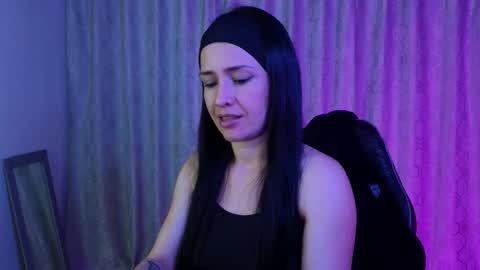 Snapshot of cristal_hilton_10 chatting on February 27, 2026, 12:10 am Alejandra from Wednesday to Saturday from 1000 pm to 400 am Colombian hour online show from February 27, 2026, 12:10 am