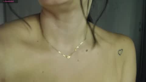 Snapshot of cristal_sexyboobs_ chatting on December 20, 2025, 2:13 pm Cristal online show from December 20, 2025, 2:13 pm