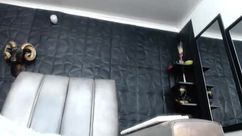 Snapshot of cristal_smith06 chatting on May 3, 2026, 7:58 am Hanna online show from May 3, 2026, 7:58 am