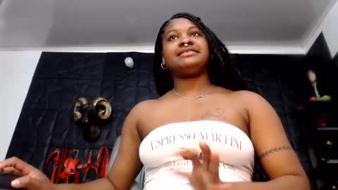 Snapshot of cristal_smith06 chatting on May 10, 2026, 3:17 pm Hanna online show from May 10, 2026, 3:17 pm