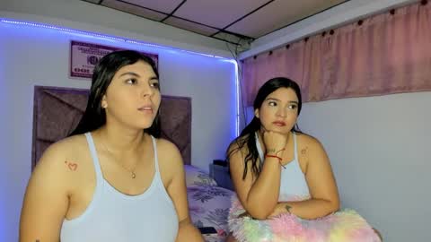 Snapshot of cristal_smith20 chatting on February 19, 2026, 1:29 pm cristal_smith20 online show from February 19, 2026, 1:29 pm