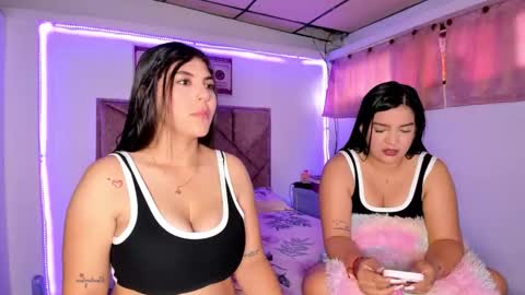 Snapshot of cristal_smith20 chatting on February 21, 2026, 1:45 pm cristal_smith20 online show from February 21, 2026, 1:45 pm