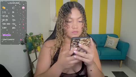 Cristal online show from October 23, 2025, 11:03 pm