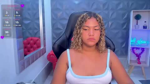 Cristal online show from March 25, 2026, 1:00 am