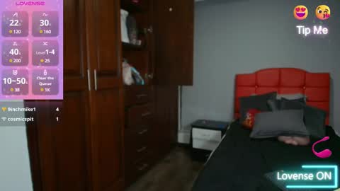 CRISTAL MILF online show from March 6, 2025, 1:58 am