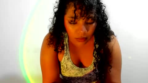 Snapshot of cristalsmith_tease14 chatting on October 3, 2025, 3:58 am cristal online show from October 3, 2025, 3:58 am