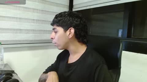 Snapshot of cristhian_slytherin chatting on September 18, 2025, 8:16 am cristhian online show from September 18, 2025, 8:16 am