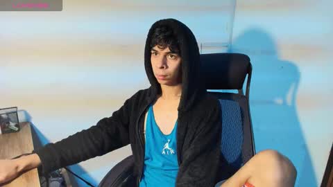 Snapshot of cristhian_slytherin chatting on December 4, 2025, 5:17 am cristhian online show from December 4, 2025, 5:17 am