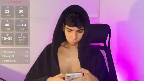 cristhian online show from December 16, 2025, 4:28 am